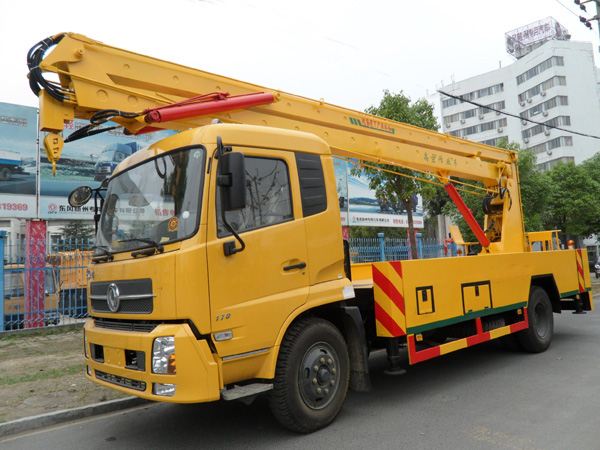 東風天錦高空作(zuò)業車(chē)